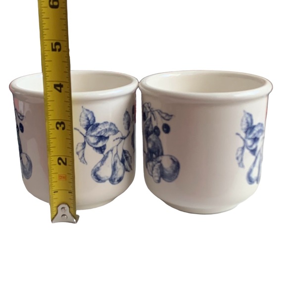 Quadrifoglio Italy 12 Oz Set of 2 Blue Fruit on White Mugs - Picture 7 of 9